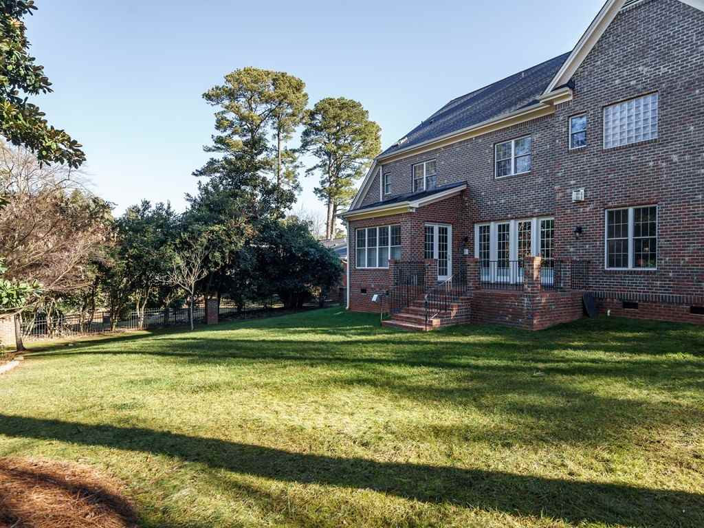 2305 10th Avenue Raleigh, NC 27612 - Photo 28 of 30 Exterior Back
