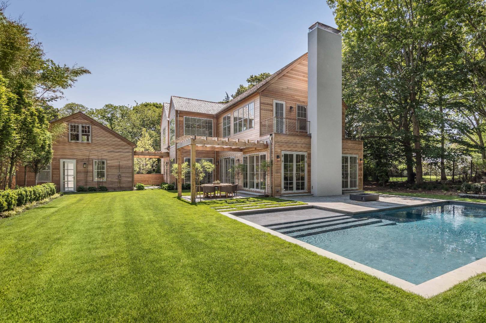 72 Sunset Beach Road Sag Harbor, NY 11963 - Photo 1 of 25 Gallery Image 1