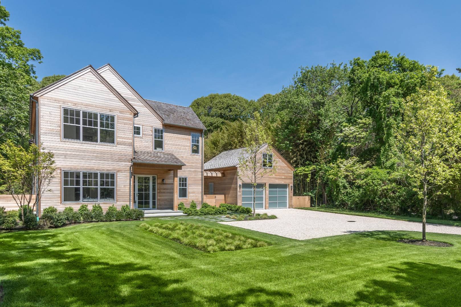 72 Sunset Beach Road Sag Harbor, NY 11963 - Photo 3 of 25 Gallery Image 3