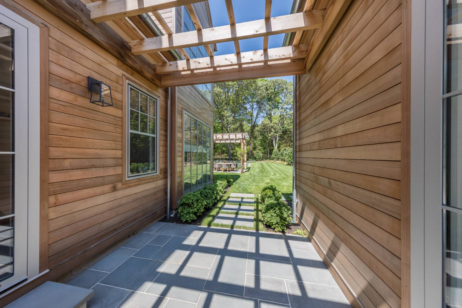72 Sunset Beach Road Sag Harbor, NY 11963 - Photo 4 of 25 Gallery Image 4