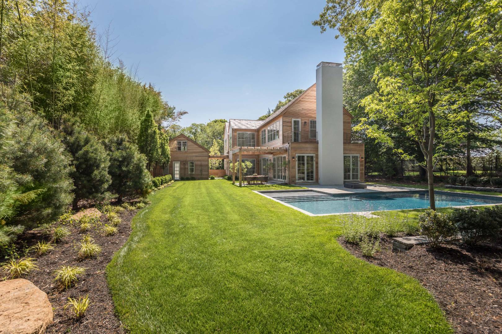 72 Sunset Beach Road Sag Harbor, NY 11963 - Photo 7 of 25 Gallery Image 7