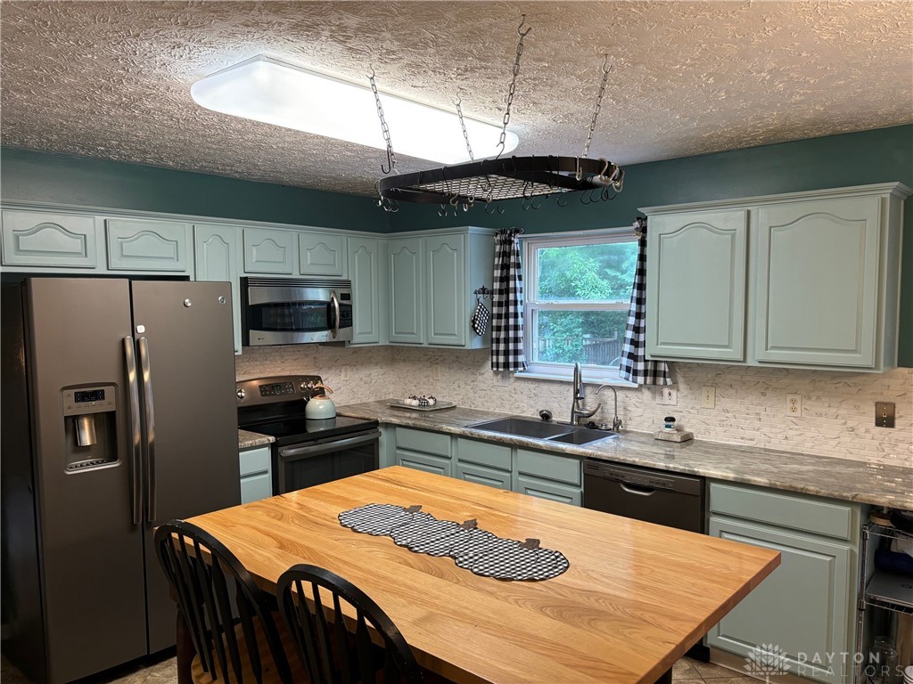 6562 Gander Road East Dayton, OH 45424 - Photo 26 of 71 Gallery Image 26