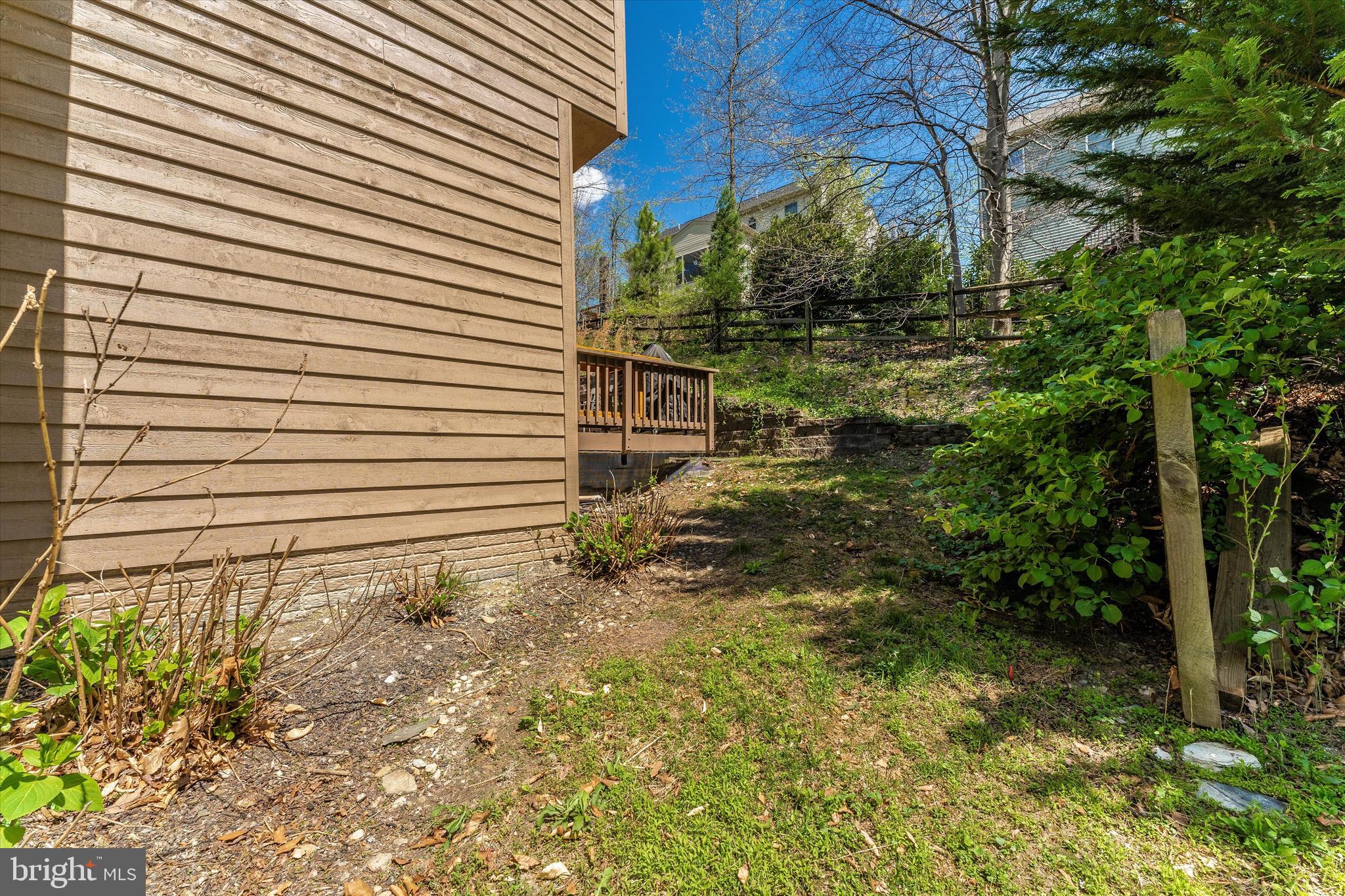 6701 West Lakeridge Road New Market, MD 21774 - Photo 54 of 69 side hard
