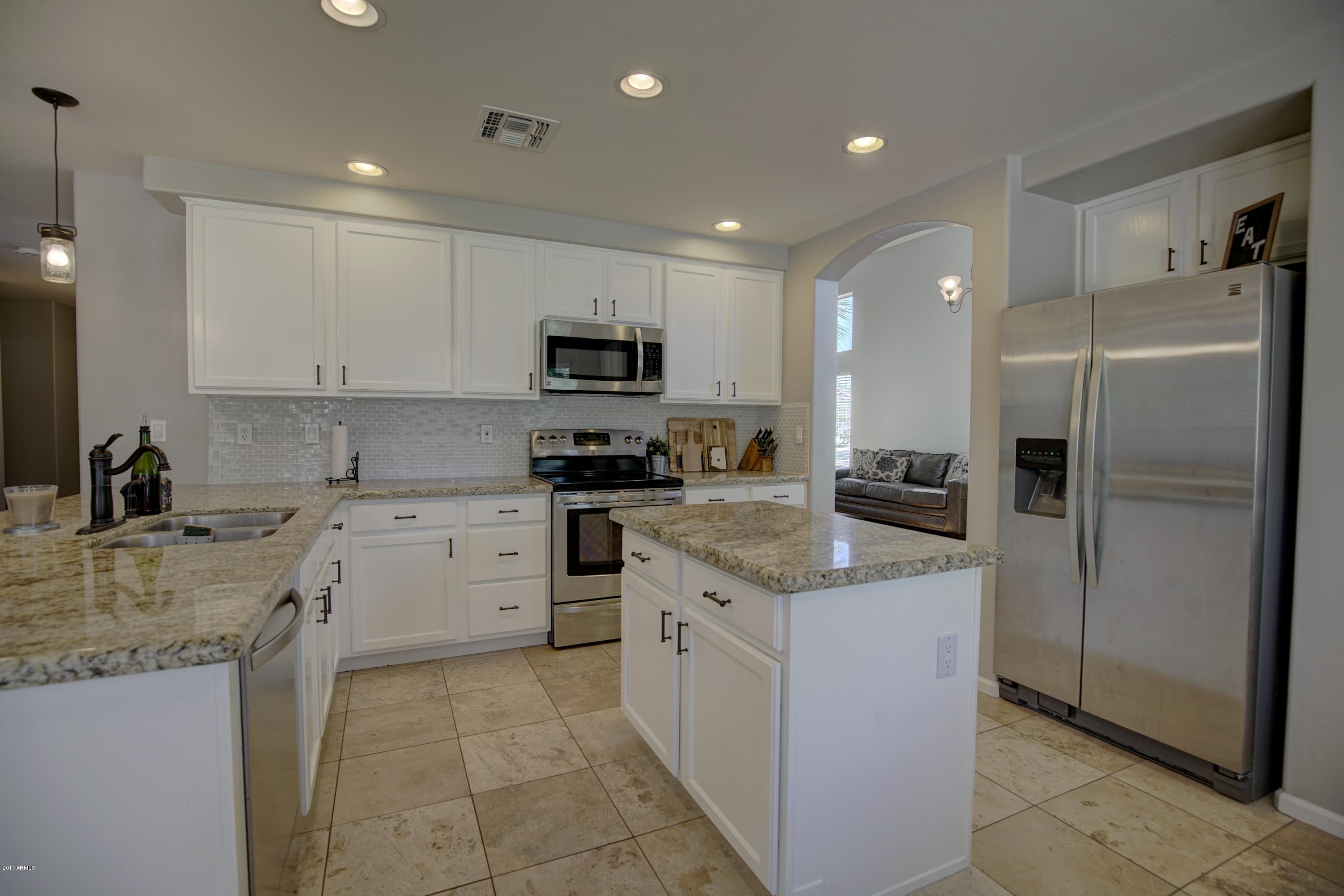 4253 East Ivanhoe Street Gilbert, AZ 85295 - Photo 12 of 35 Kitchen
