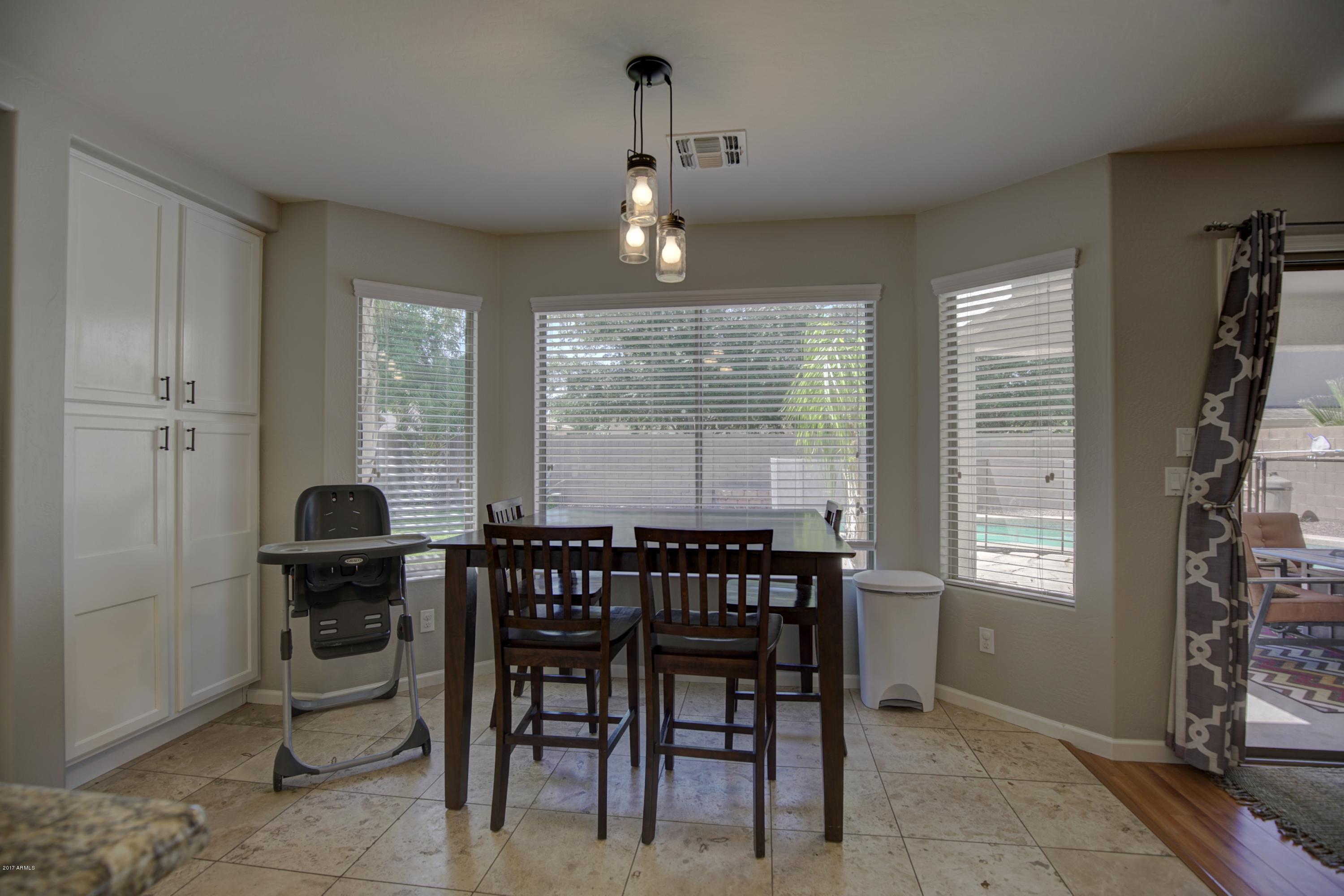 4253 East Ivanhoe Street Gilbert, AZ 85295 - Photo 13 of 35 Nook