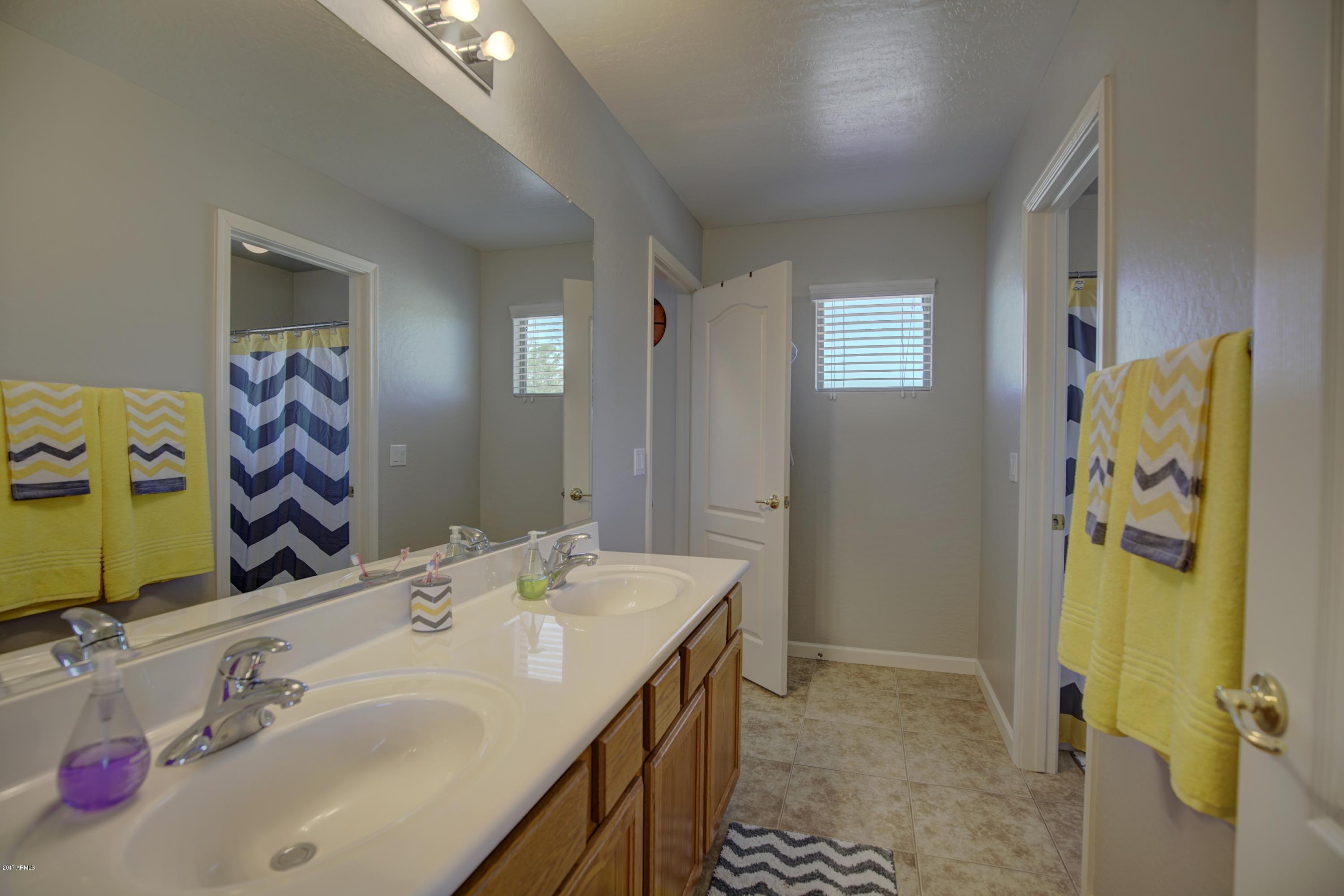 4253 East Ivanhoe Street Gilbert, AZ 85295 - Photo 27 of 35 Bathroom 3