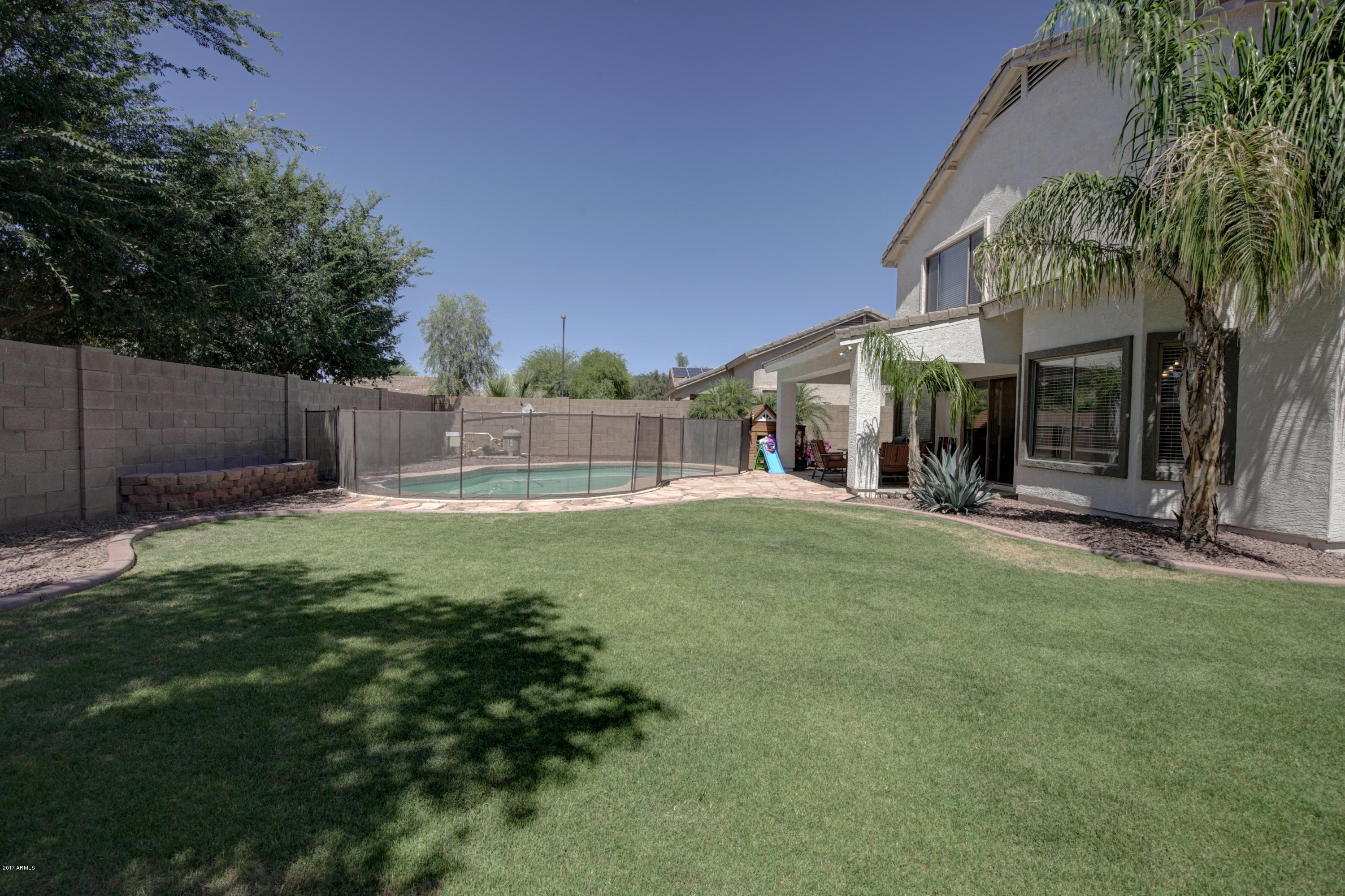 4253 East Ivanhoe Street Gilbert, AZ 85295 - Photo 32 of 35 backyard
