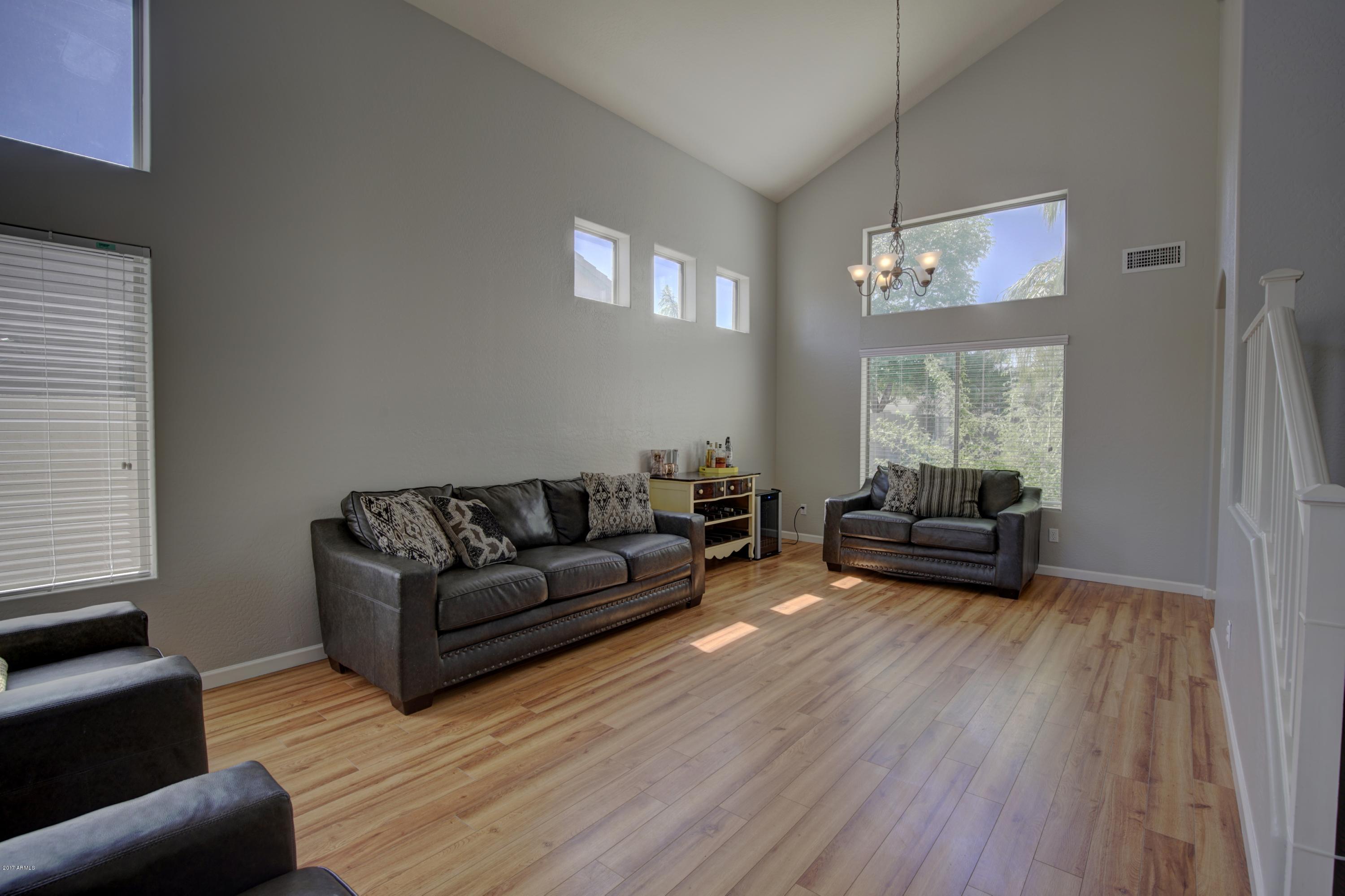 4253 East Ivanhoe Street Gilbert, AZ 85295 - Photo 5 of 35 Living room