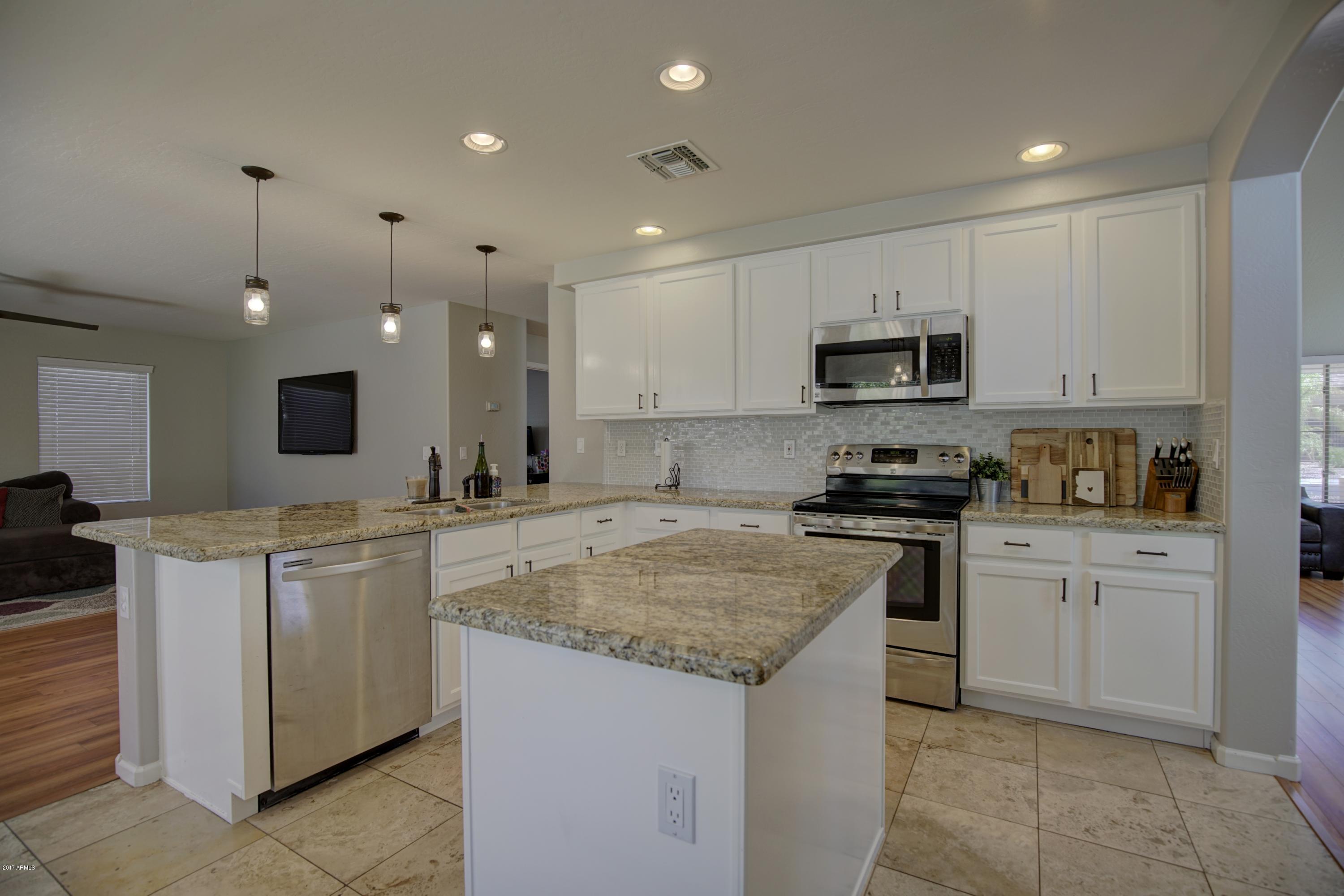 4253 East Ivanhoe Street Gilbert, AZ 85295 - Photo 9 of 35 Kitchen