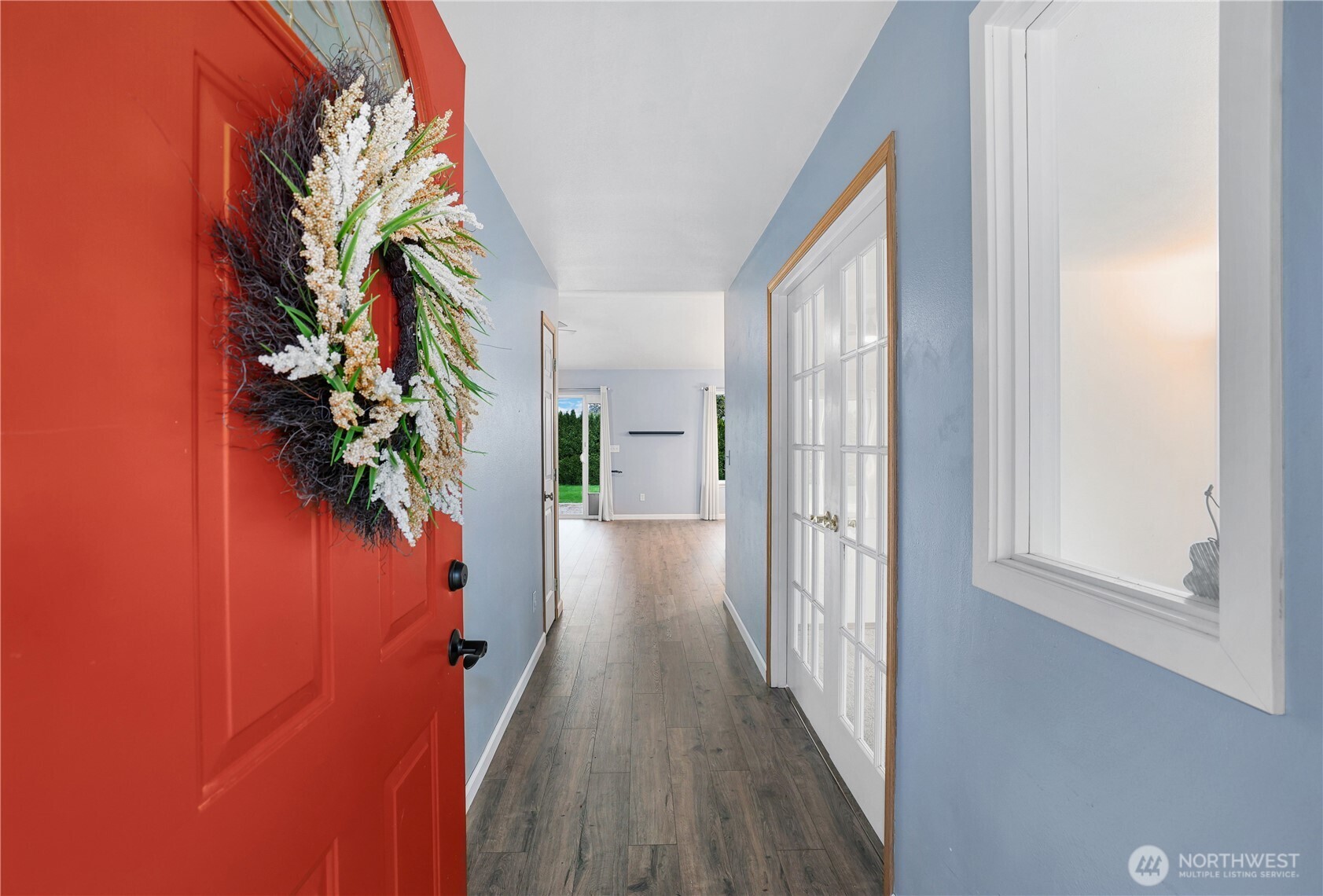 10109 Meadowside Lane Southwest Rochester, WA 98579 - Photo 2 of 32