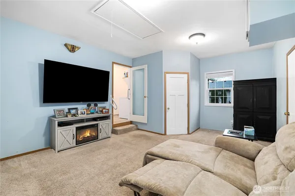 $470,000 | 10109 Meadowside Lane Southwest, Rochester, WA 98579