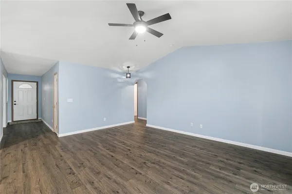 $470,000 | 10109 Meadowside Lane Southwest, Rochester, WA 98579