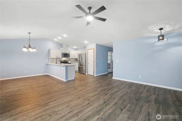 $470,000 | 10109 Meadowside Lane Southwest, Rochester, WA 98579