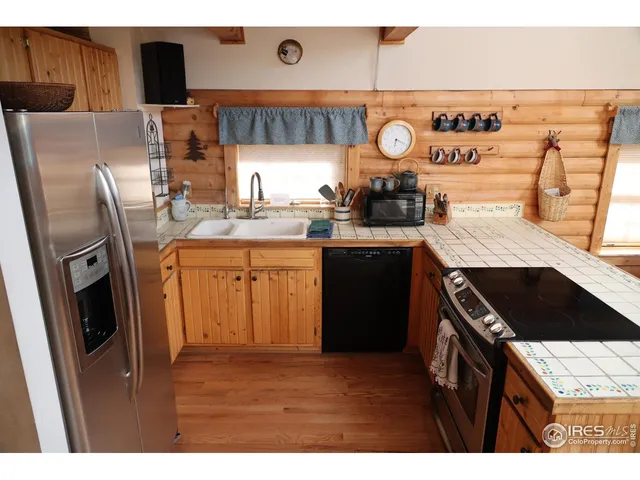 $799,000 | 254 Arrowood Drive, Lyons, CO 80540