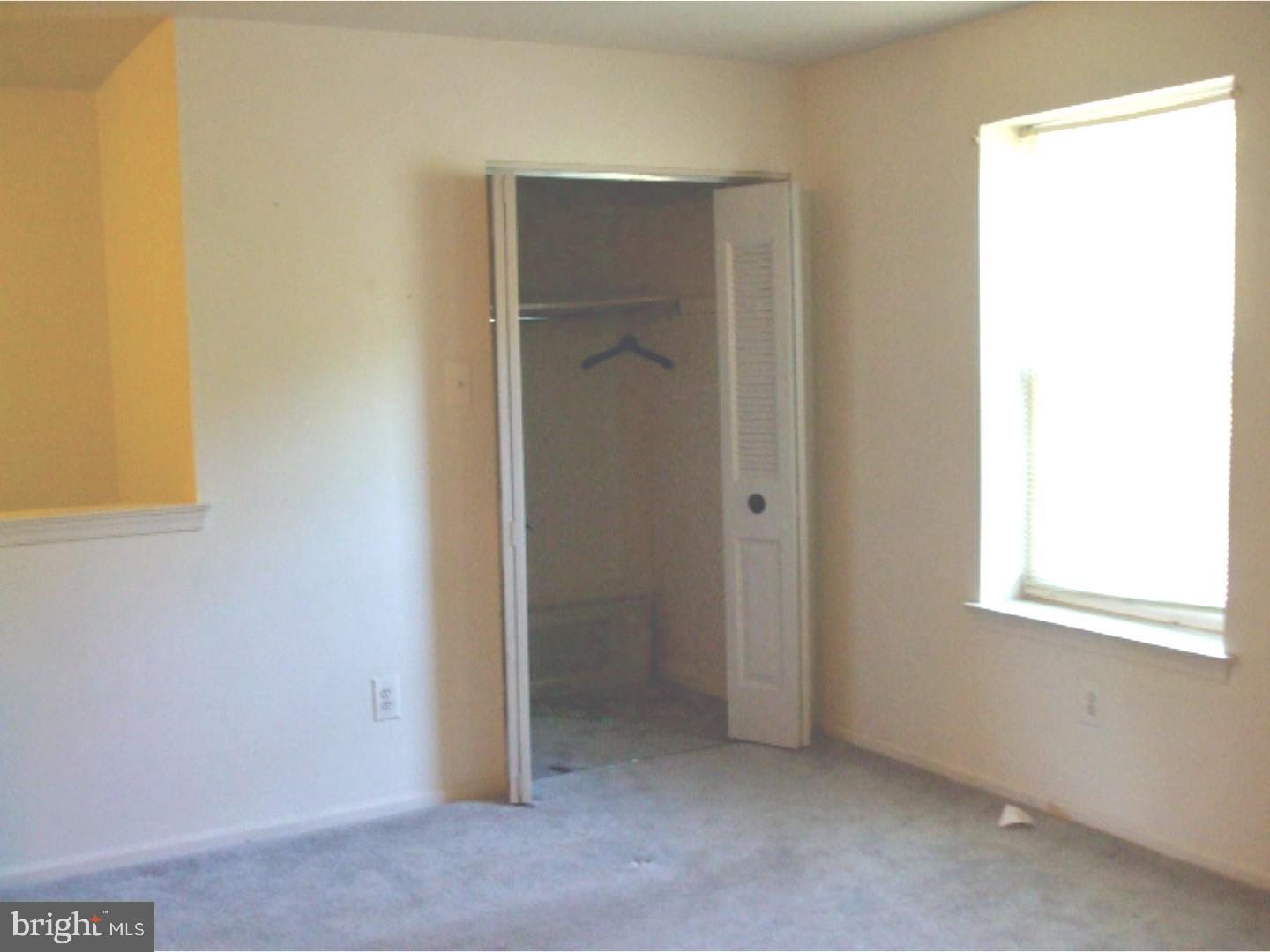 1109 Huntingdon Mews Clementon, NJ 08021 - Photo 7 of 9 Bright and airy room with closet space.