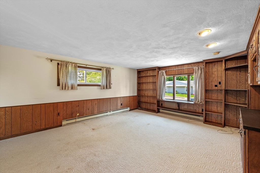 64 Amherst Road Beverly, MA 01915 - Photo 13 of 36