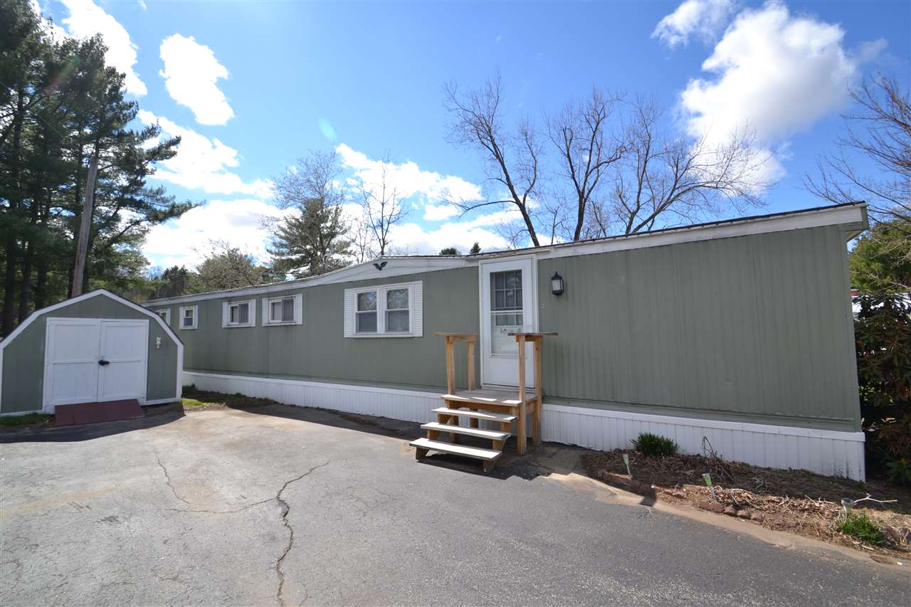 8 Carpenter Street Hooksett, NH 03106 - Photo 1 of 1 Gallery Image 1