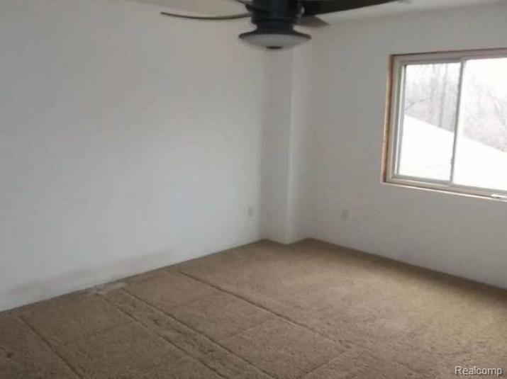 14041 South Duffield Road Byron, MI 48418 - Photo 2 of 8 7145214248 Bed Room.JPG