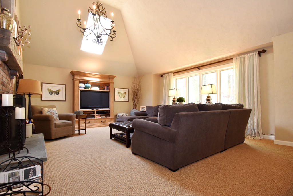 83 Fox Run Road Sudbury, MA 01776 - Photo 11 of 30 Gallery Image 11