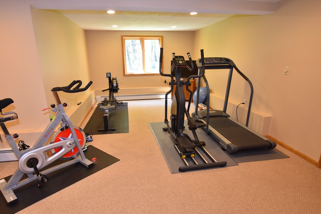 83 Fox Run Road Sudbury, MA 01776 - Photo 26 of 30 Gallery Image 26
