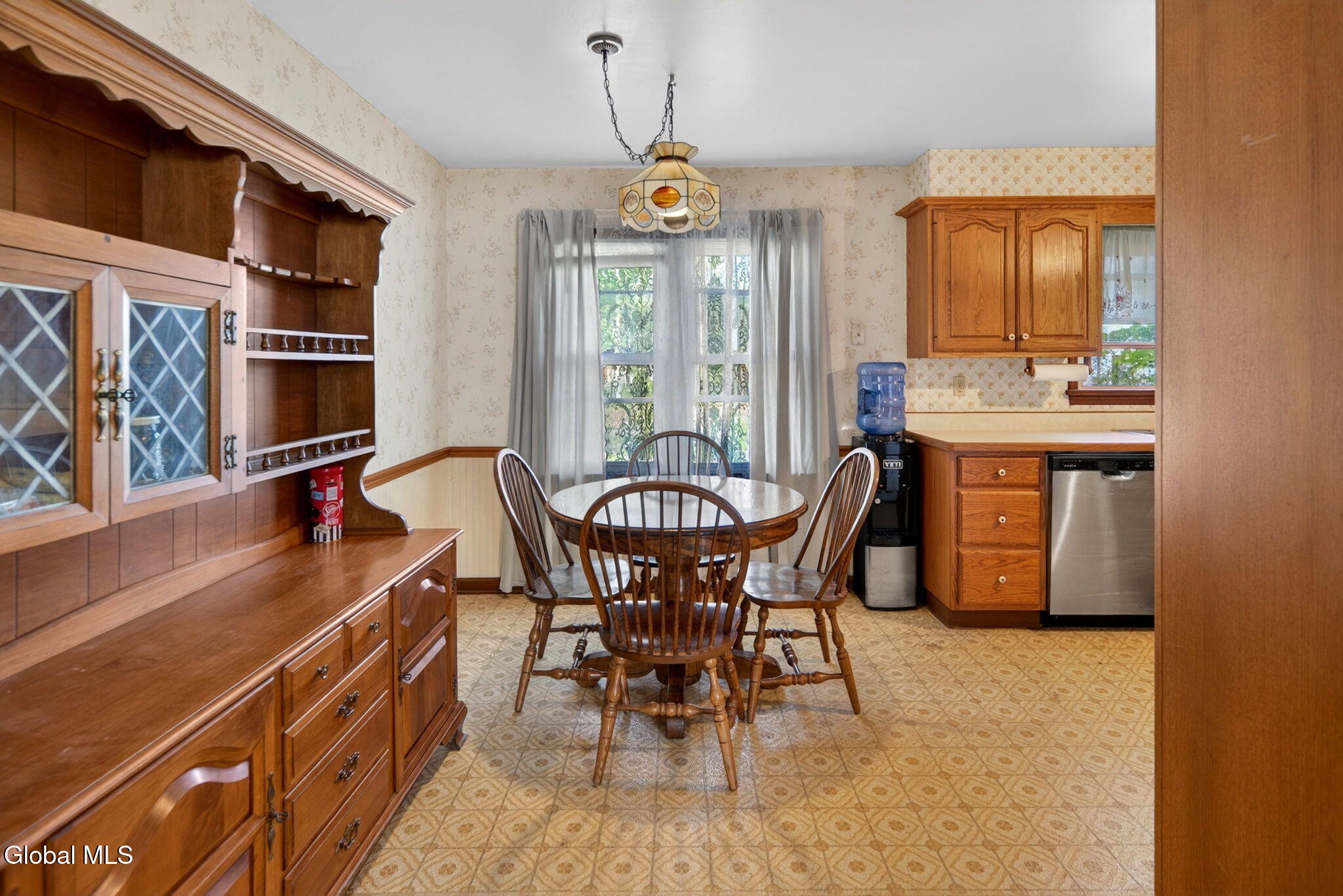 5 Alta Road Colonie, NY 12304 - Photo 5 of 23 5-web-or-mls-005-005_DSC02877