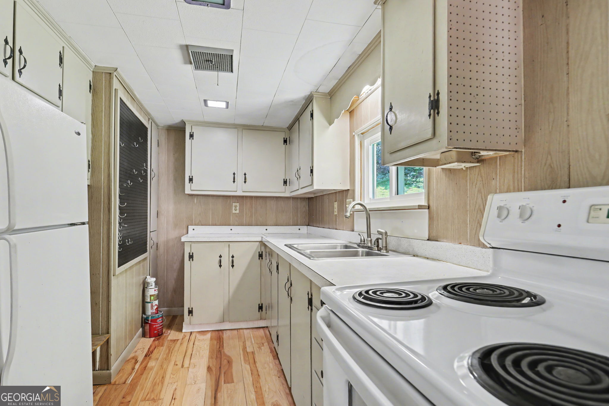 138 Taylors Chapel Road Rabun Gap, GA 30568 - Photo 18 of 52