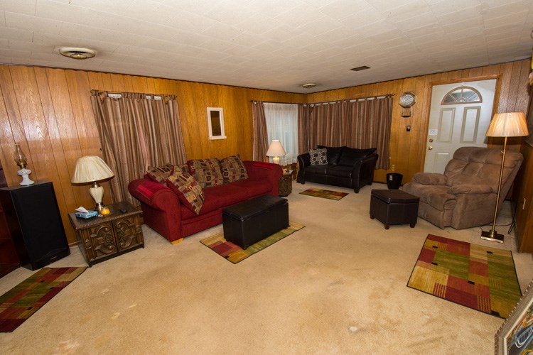 14267 Ireland Road Mishawaka, IN 46544 - Photo 3 of 34