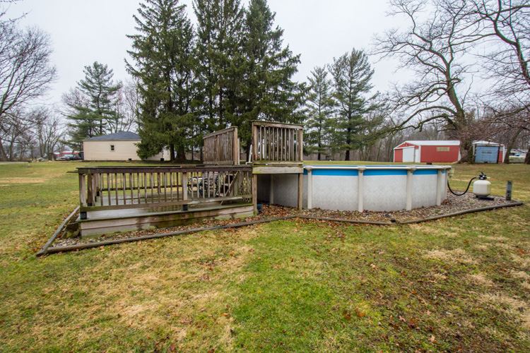 14267 Ireland Road Mishawaka, IN 46544 - Photo 25 of 34