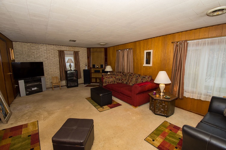 14267 Ireland Road Mishawaka, IN 46544 - Photo 6 of 34