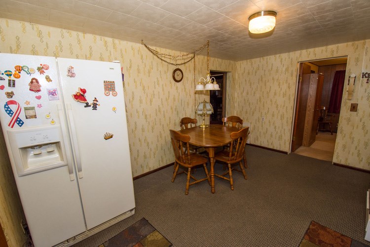 14267 Ireland Road Mishawaka, IN 46544 - Photo 8 of 34