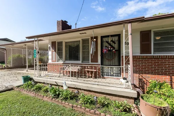 $221,600 | 299 Sunland Drive, Andrews, NC 28901