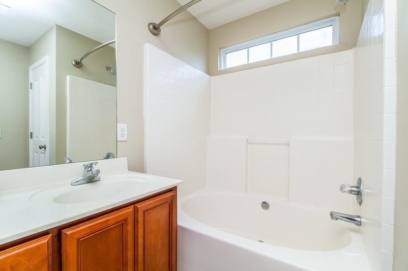 211 Breeze Drive Murfreesboro, TN 37129 - Photo 5 of 12