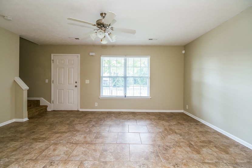 211 Breeze Drive Murfreesboro, TN 37129 - Photo 9 of 12