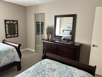 1605 Highway 1, Unit E301 Jupiter, FL 33477 - Photo 15 of 30 Guest Bedroom