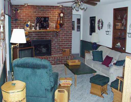 7607 Hope Farm Road Fort Wayne, IN 46815 - Photo 4 of 8 Gallery Image 4