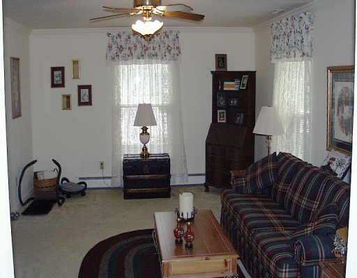 7607 Hope Farm Road Fort Wayne, IN 46815 - Photo 6 of 8 Gallery Image 6