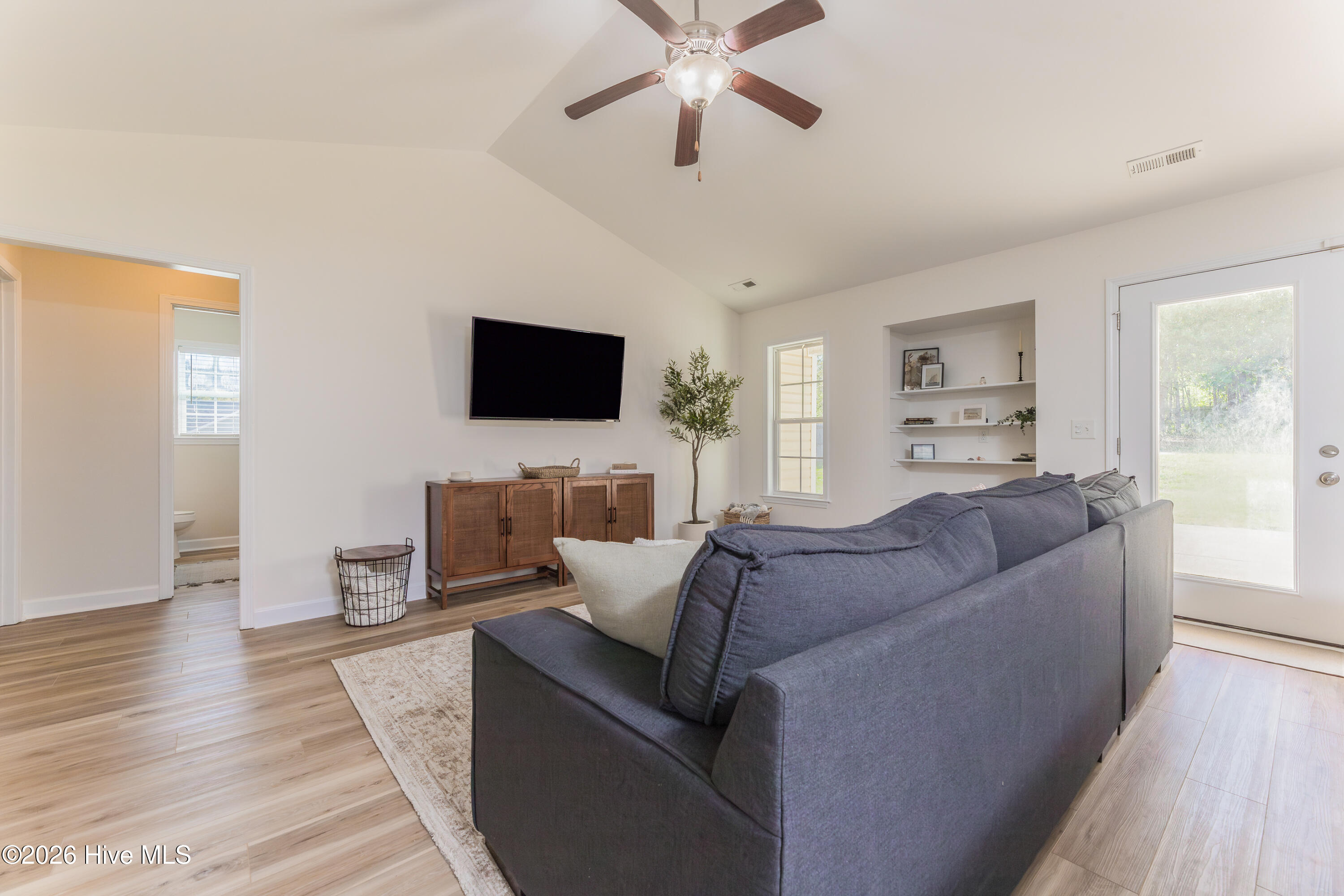 452 Hardison Road Holly Ridge, NC 28445 - Photo 8 of 48
