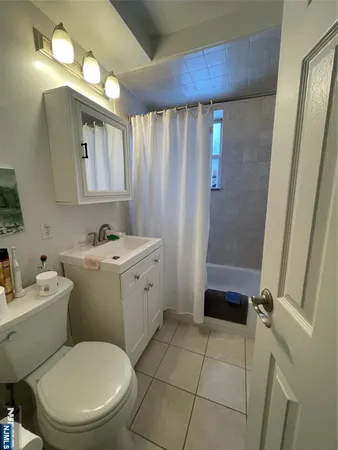 $2,700 | 280-320 Oak Street, Unit 290TL, Ridgewood, NJ 07450