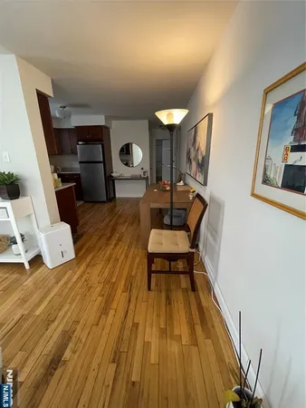 $2,700 | 280-320 Oak Street, Unit 290TL, Ridgewood, NJ 07450