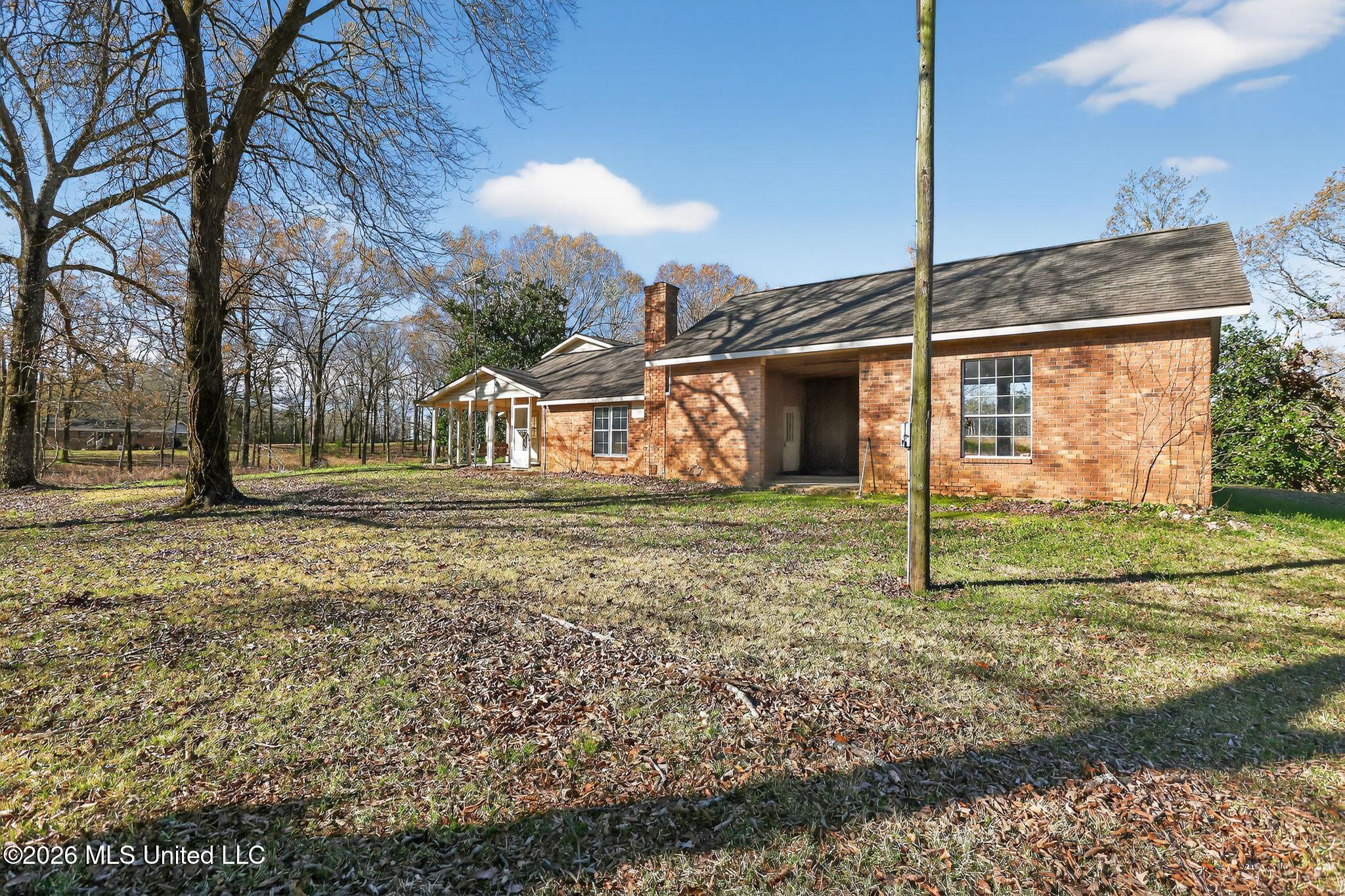 219 Heafner Road Batesville, MS 38606 - Photo 3 of 22 3 (1)