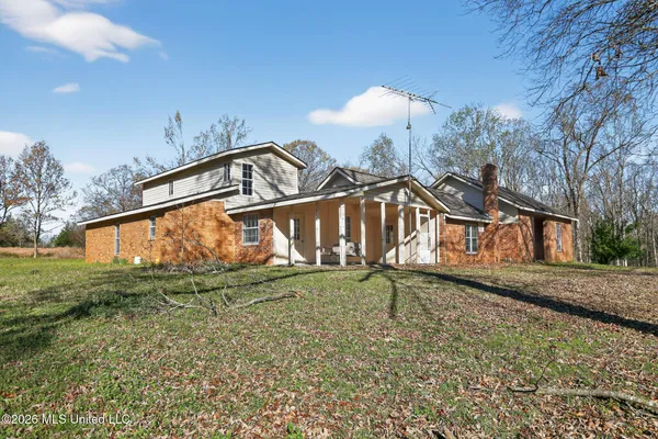 $219,900 | 219 Heafner Road, Batesville, MS 38606