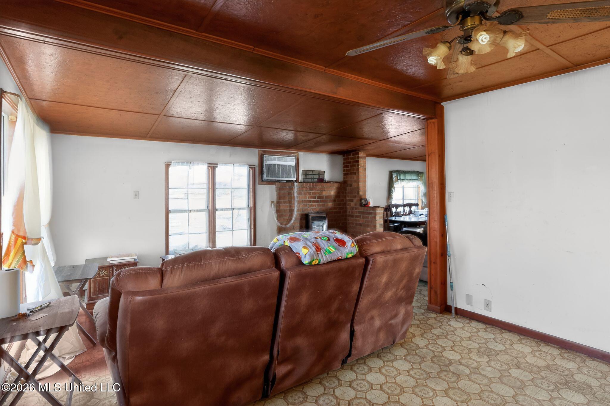 219 Heafner Road Batesville, MS 38606 - Photo 7 of 22 8