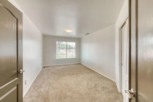 $569,000 | 1917 East Serena Avenue, Fresno, CA 93720