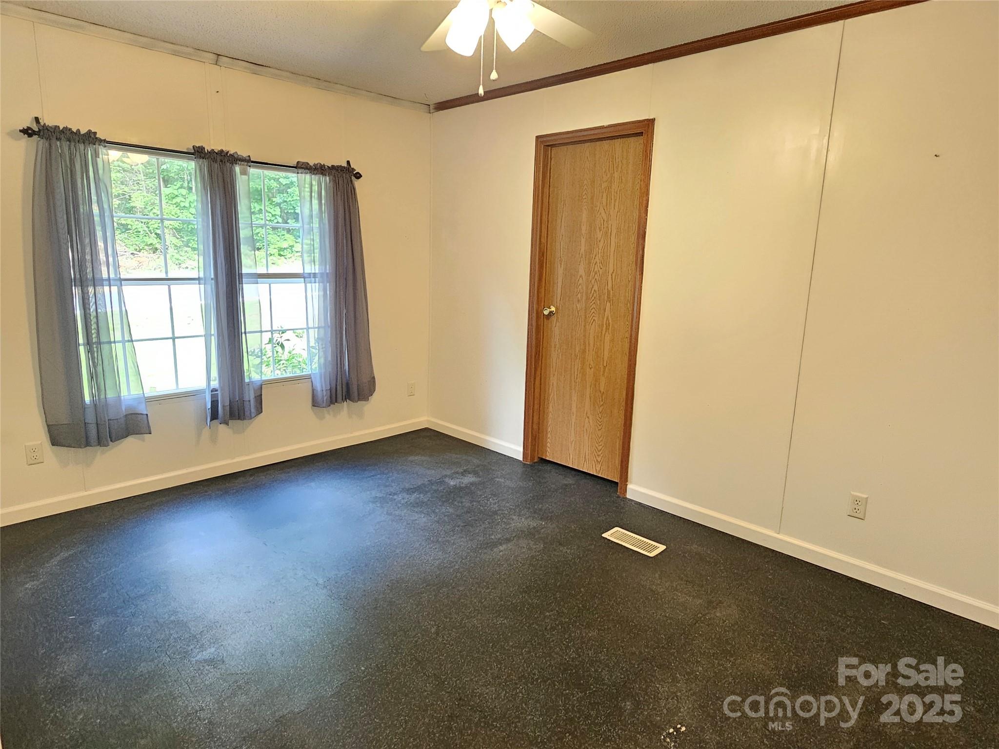 3191 Piedmont Road Morganton, NC 28655 - Photo 28 of 36 Gallery Image 28