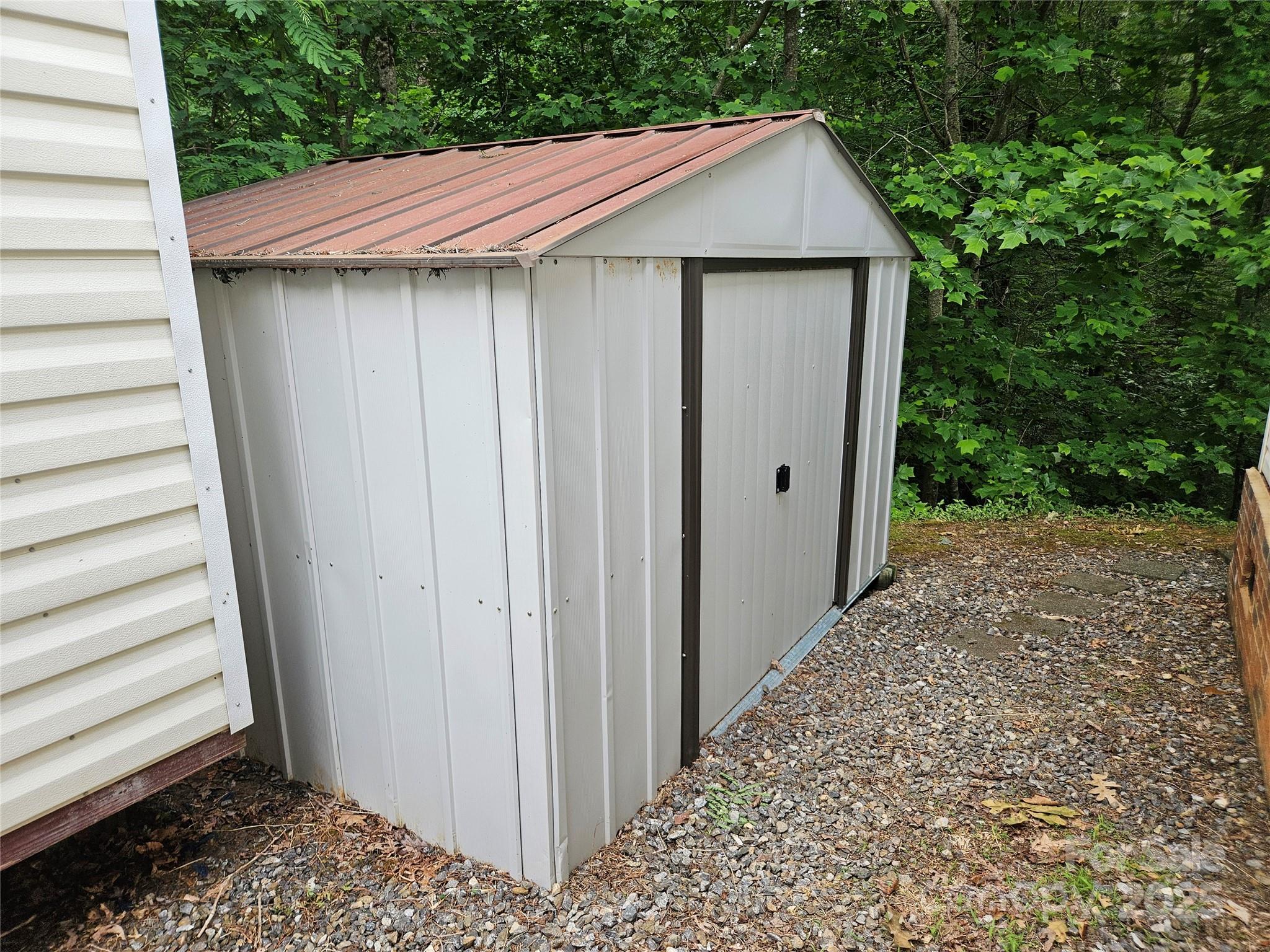 3191 Piedmont Road Morganton, NC 28655 - Photo 32 of 36 Gallery Image 32