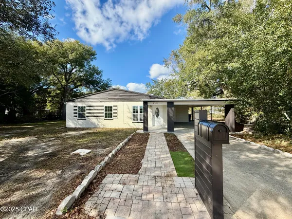$1,750 | 1305 Flower Drive, Panama City, FL 32401