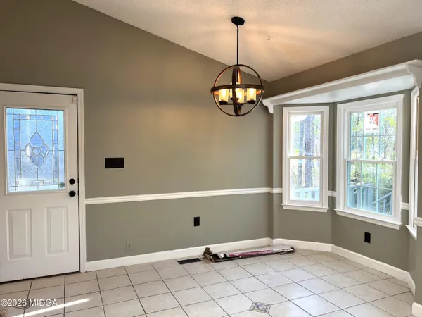 $1,300 | 981 Santa Fe Trail, Macon, GA 31220