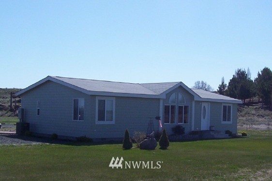 12229 Dodson Road Northwest Ephrata, WA 98823 - Photo 2 of 16 Gallery Image 2