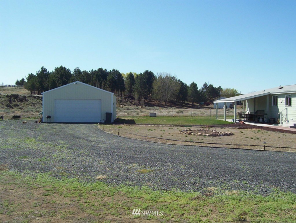 12229 Dodson Road Northwest Ephrata, WA 98823 - Photo 11 of 16 Gallery Image 11