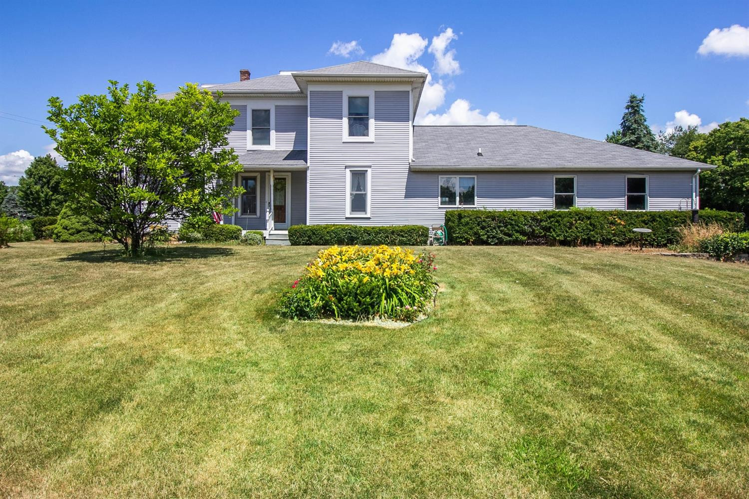 668 Mooreville Road Milan, MI 48160 - Photo 2 of 75 Photo 2
